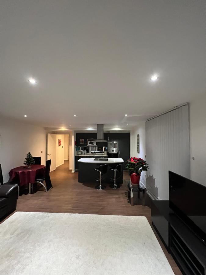 Royal Victoria Flat2 Apartment London Exterior photo