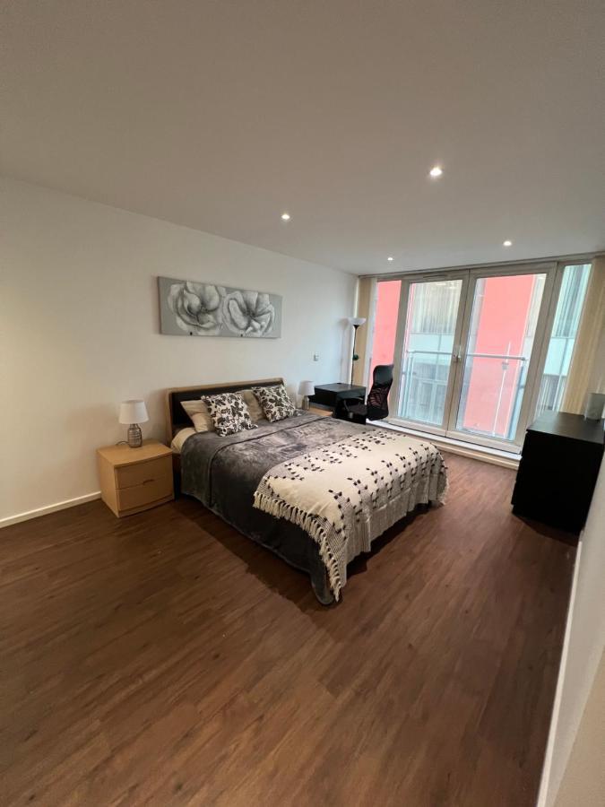 Royal Victoria Flat2 Apartment London Exterior photo