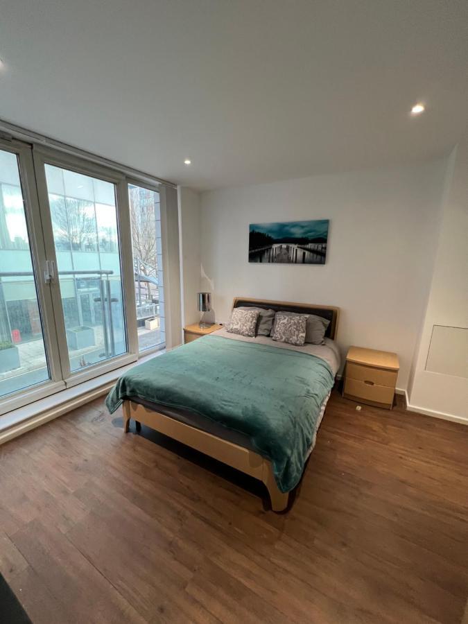 Royal Victoria Flat2 Apartment London Exterior photo